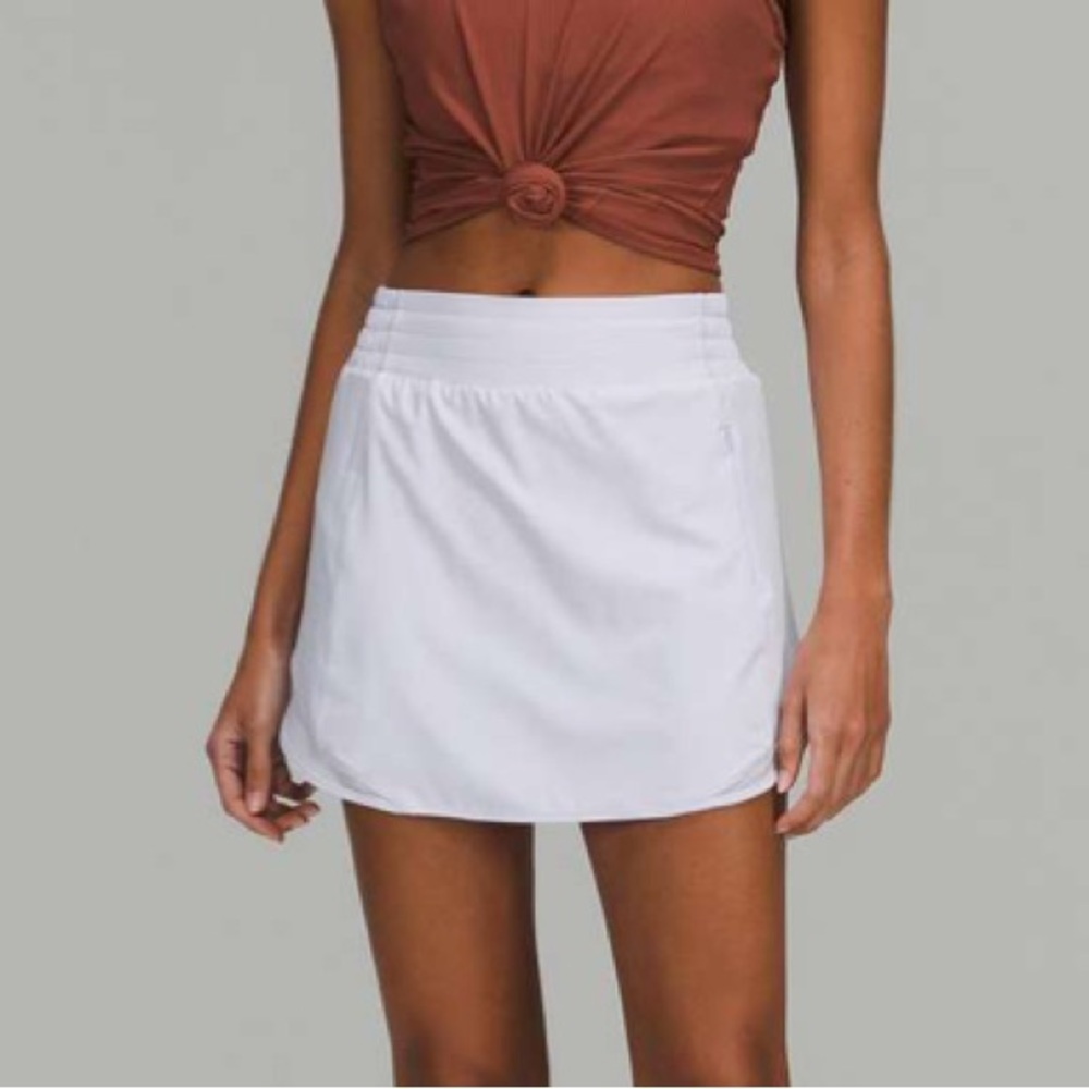 Lululemon Hotty Hot High-Rise Skirt White Size 2